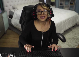 Interracial quickie with a gorgeous Asian gal